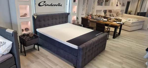 Boxspringbett Matisse 180x200 cm – Samt Schwarz – mit Nachtkonsolen – Ausstellungsstück