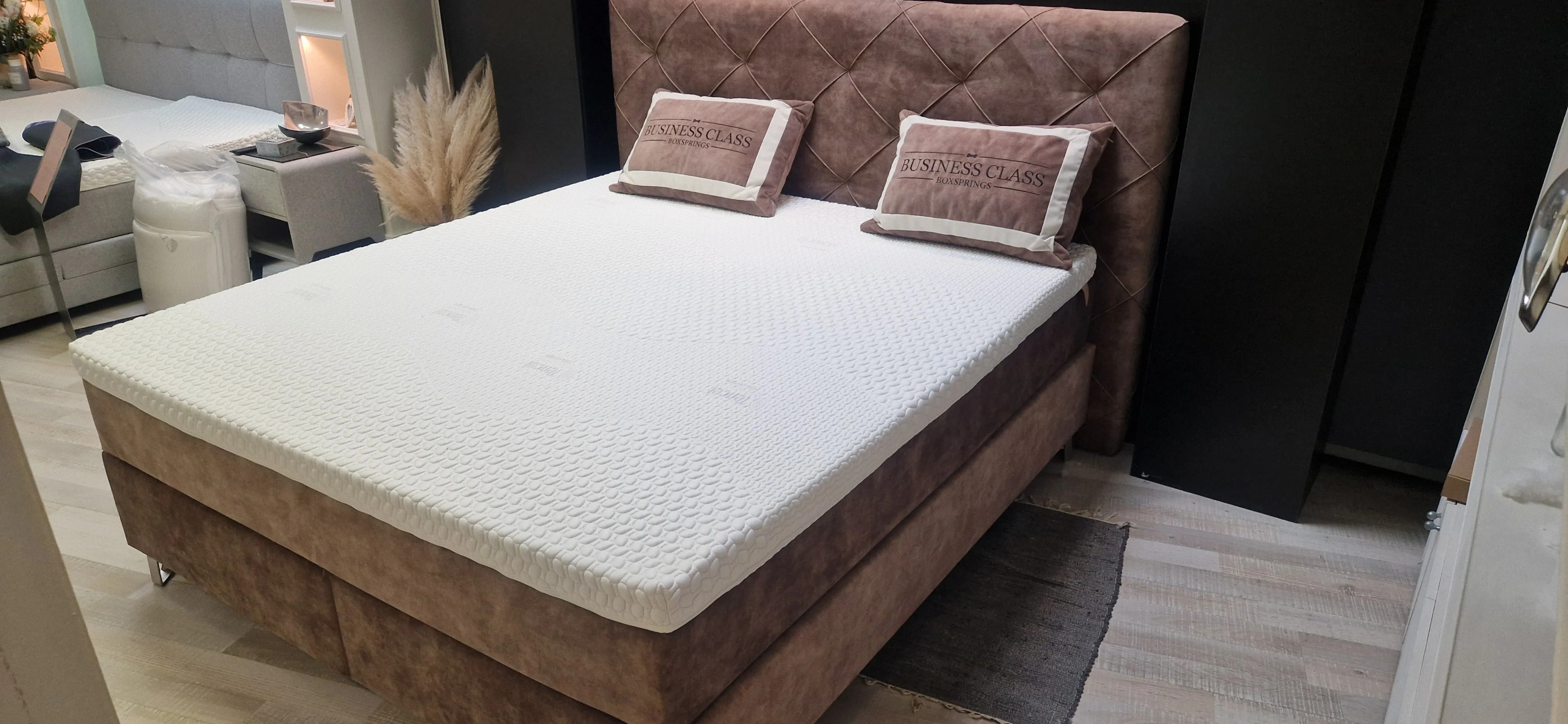 Boxspringbett 180x200 cm – Samt braun – Ausstellungsstück HG 2/3