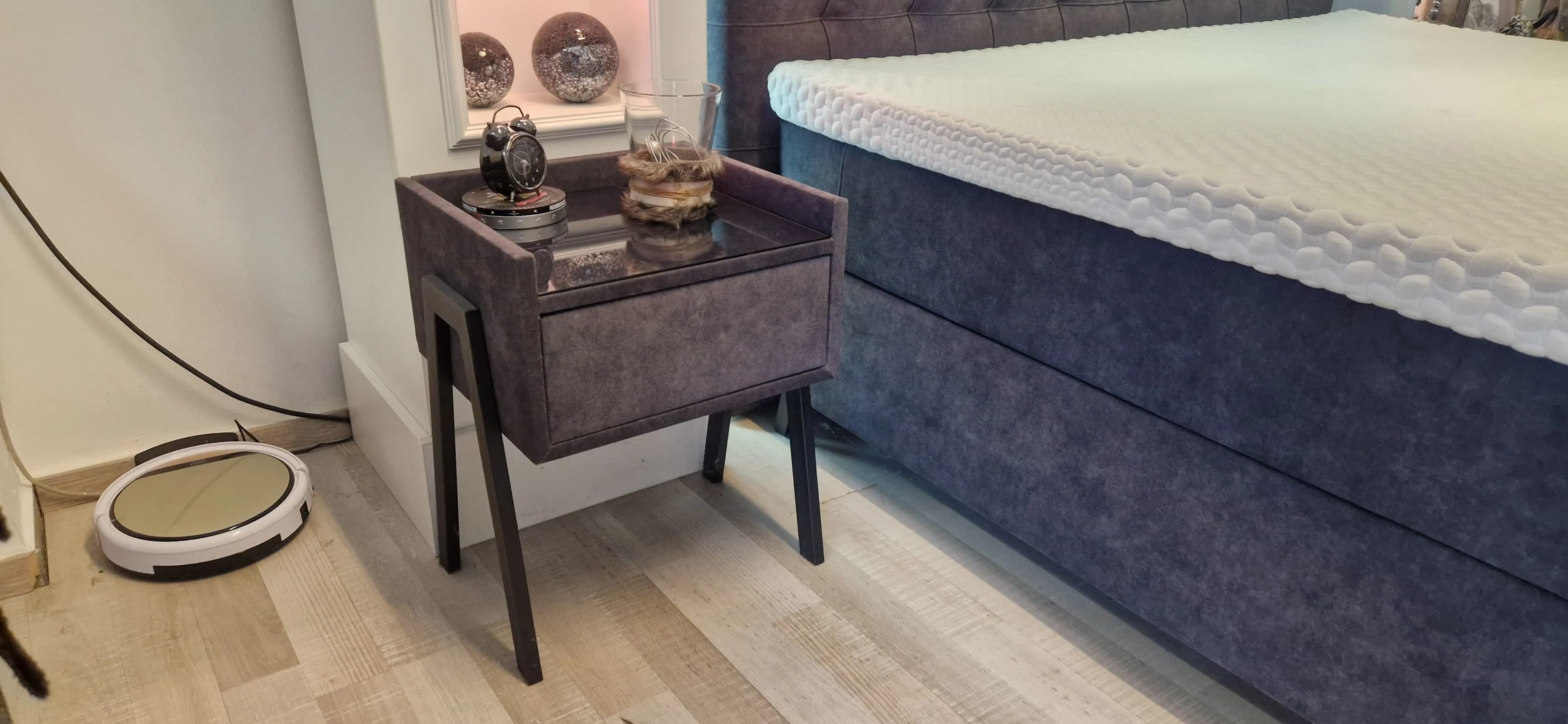 Boxspringbett Matisse 180x200 cm – Samt Schwarz – mit Nachtkonsolen – Ausstellungsstück